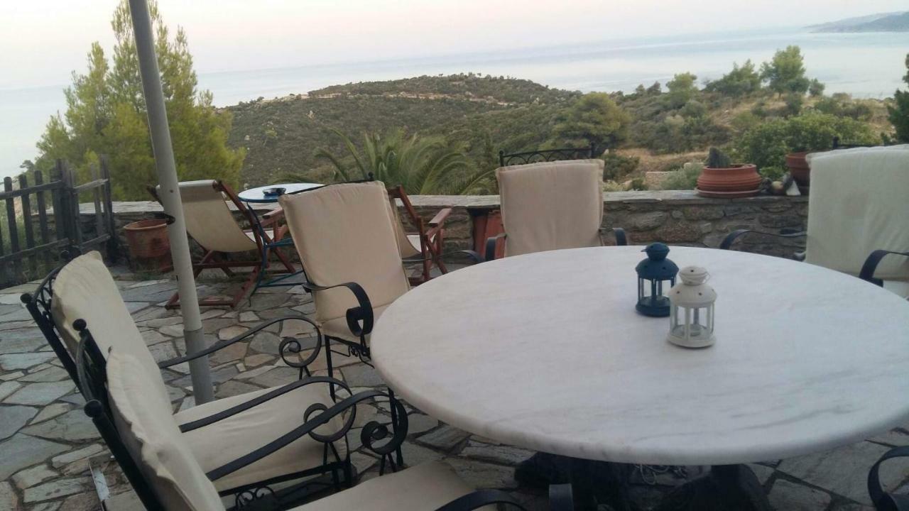 Villa Athos Sarti Exteriör bild